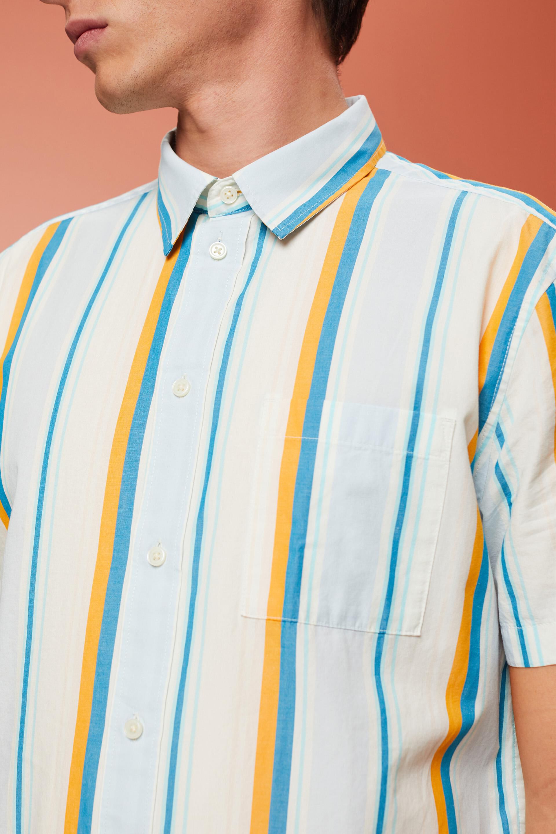 Chemise à manches courtes animée d’un motif, 100 % coton