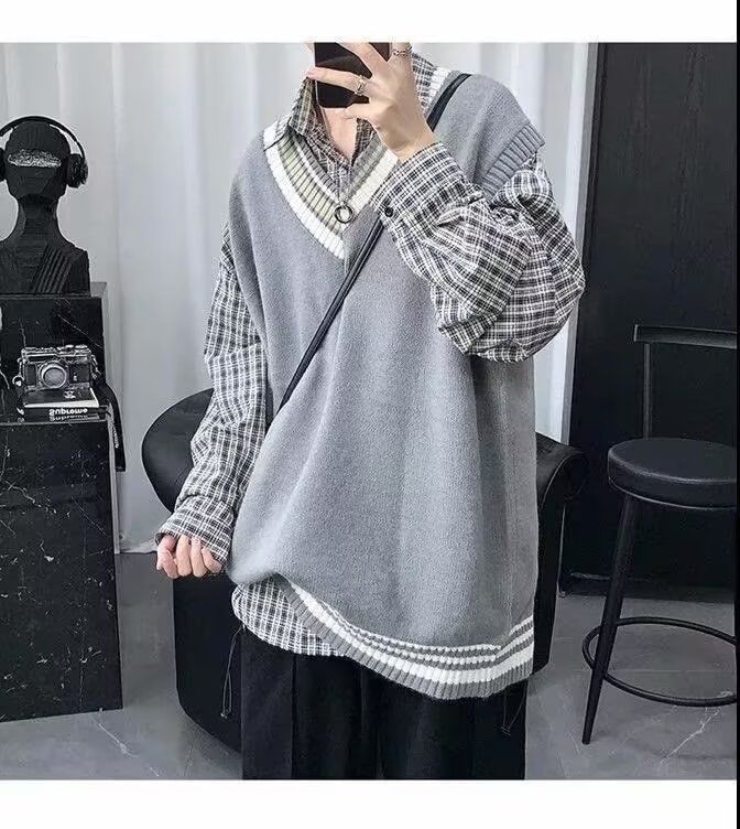 Femilina - V-hals gestreept vest