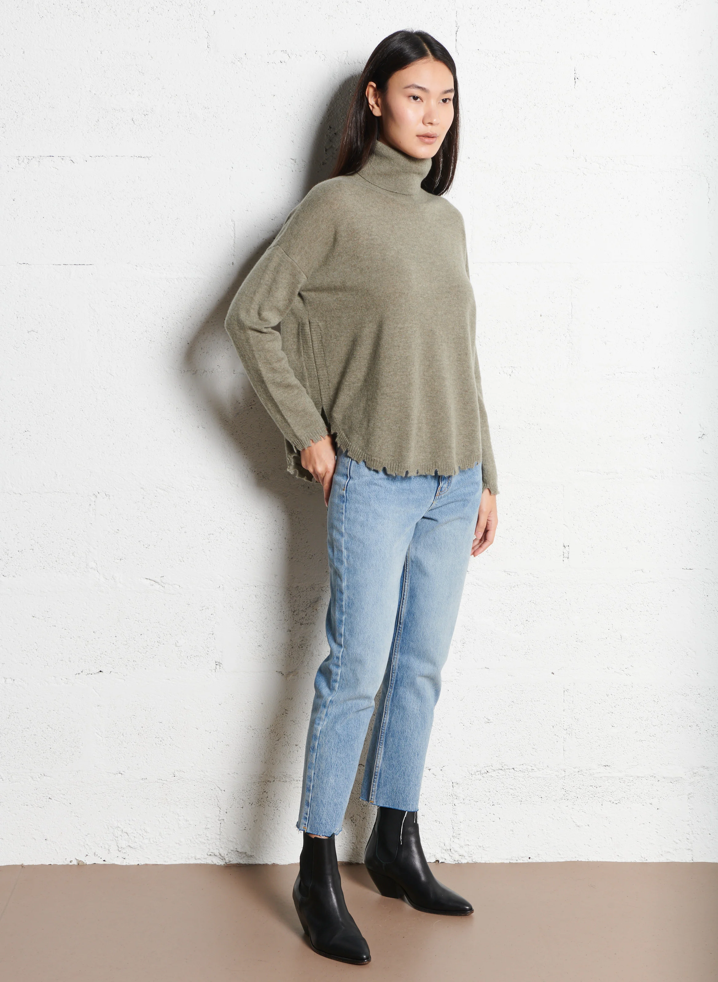 MAVIS - Pull ample col roulé en cachemire | Vert