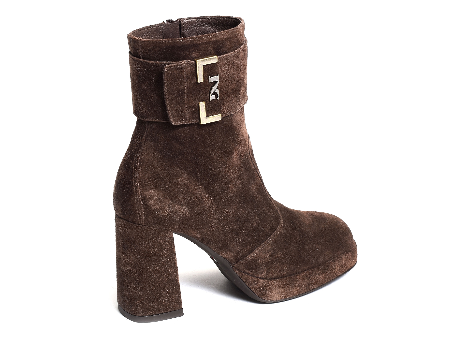 08221 marron