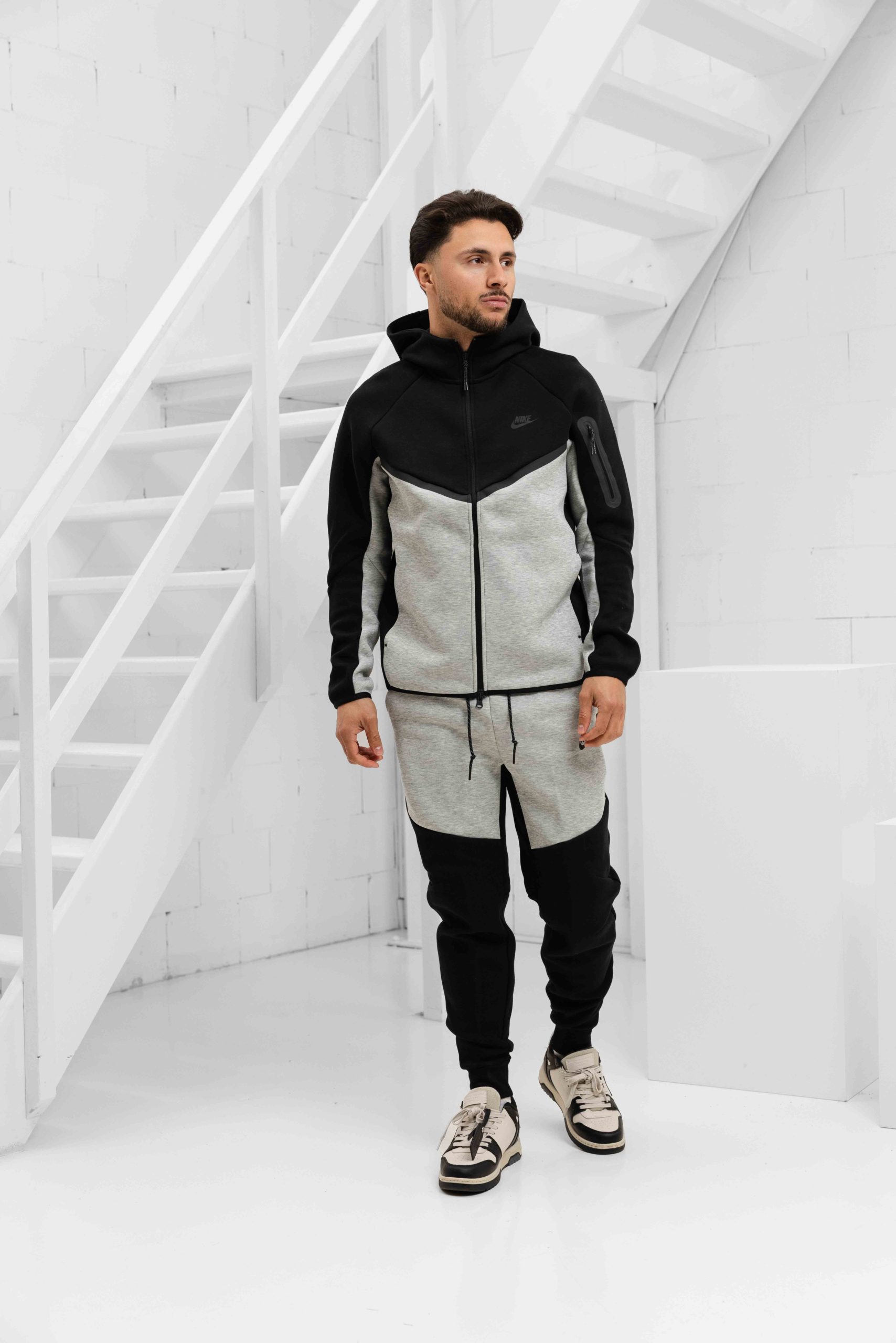 Nike Tech Fleece Trainingspak Heren Grijs/Zwart