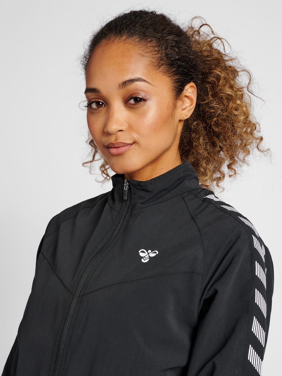 hmlGG12 TRACK JACKET WOMAN