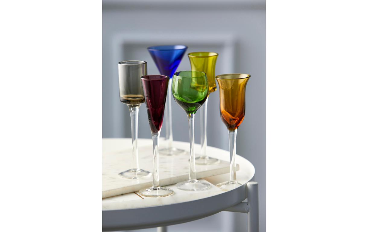 Schnapsglas Coloured Glas 6 Stück, assortiertVerschiedenfarbige mundgeblasene Schnapsgläser