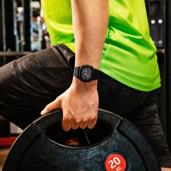 Montre outdoor G-SHOCK G-SQUAD DW-H5600-1ER
