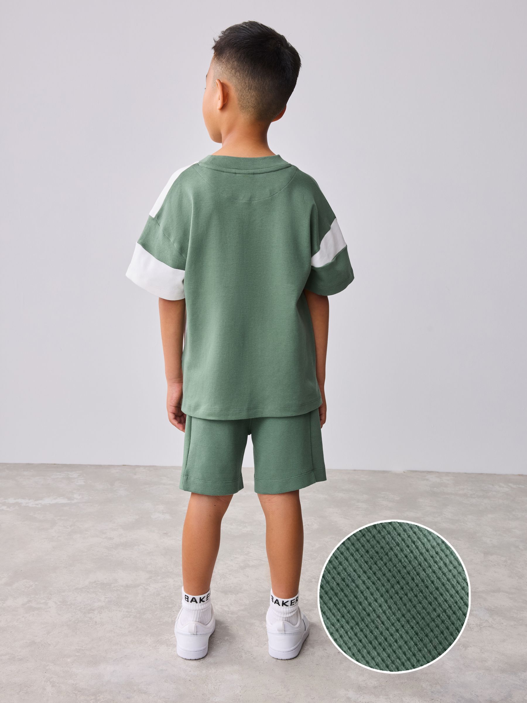 Groen - Baker by Ted Baker Colourblock Varsity T-Shirt and Shorts Set