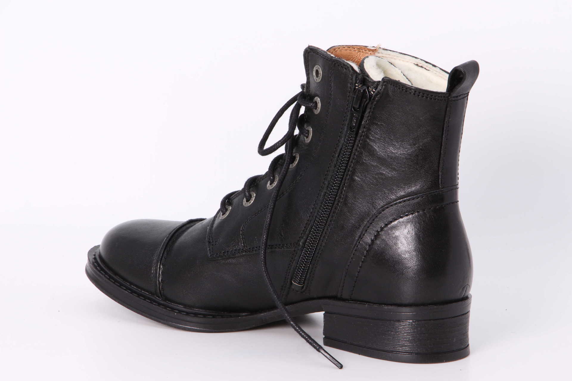 Ten Points Pandora black
