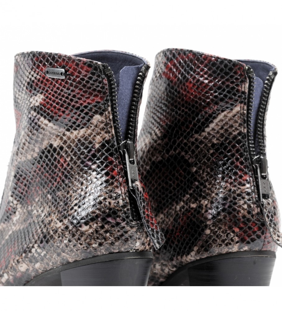 Botas de cano curto Dorking by Fluchos D6034 em couro vermelho com estampa animal - Altura do salto: 6 cm -