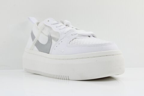 Nike Sneaker