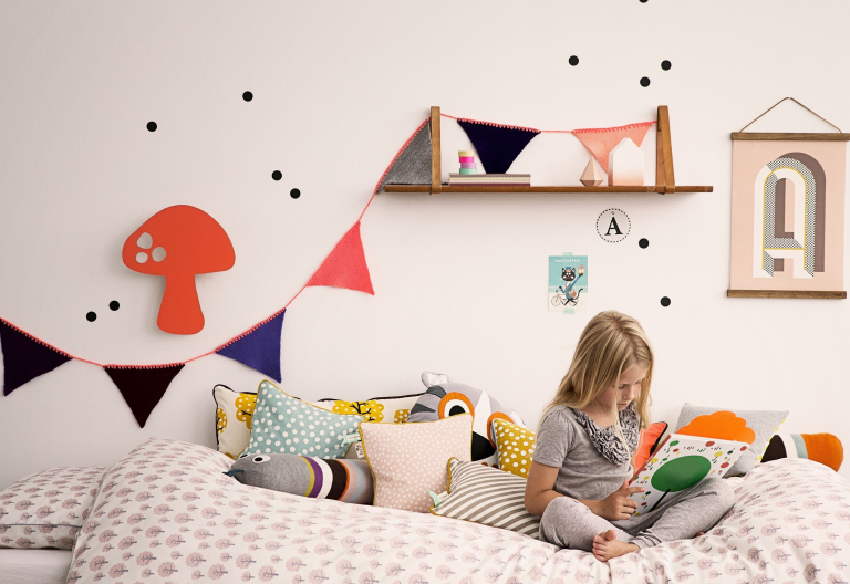 Ferm Living Wooden Shelf Hanger zwart