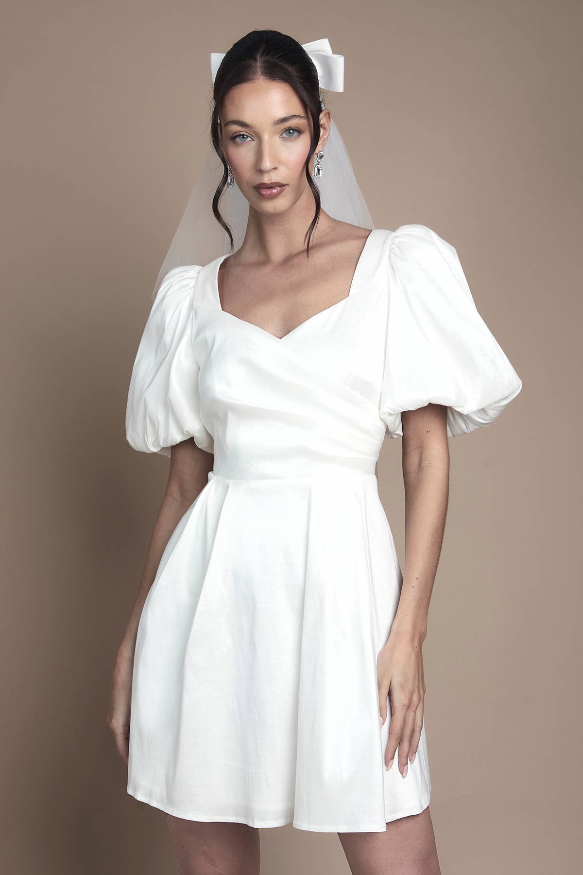 Coast Robe Courte à Manches Bouffantes Robe de Mariée avec Dos Noué