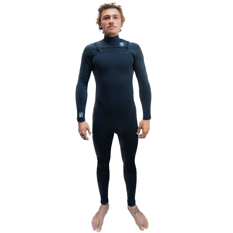 Wetty Warrior  4/3  Front Zip Black