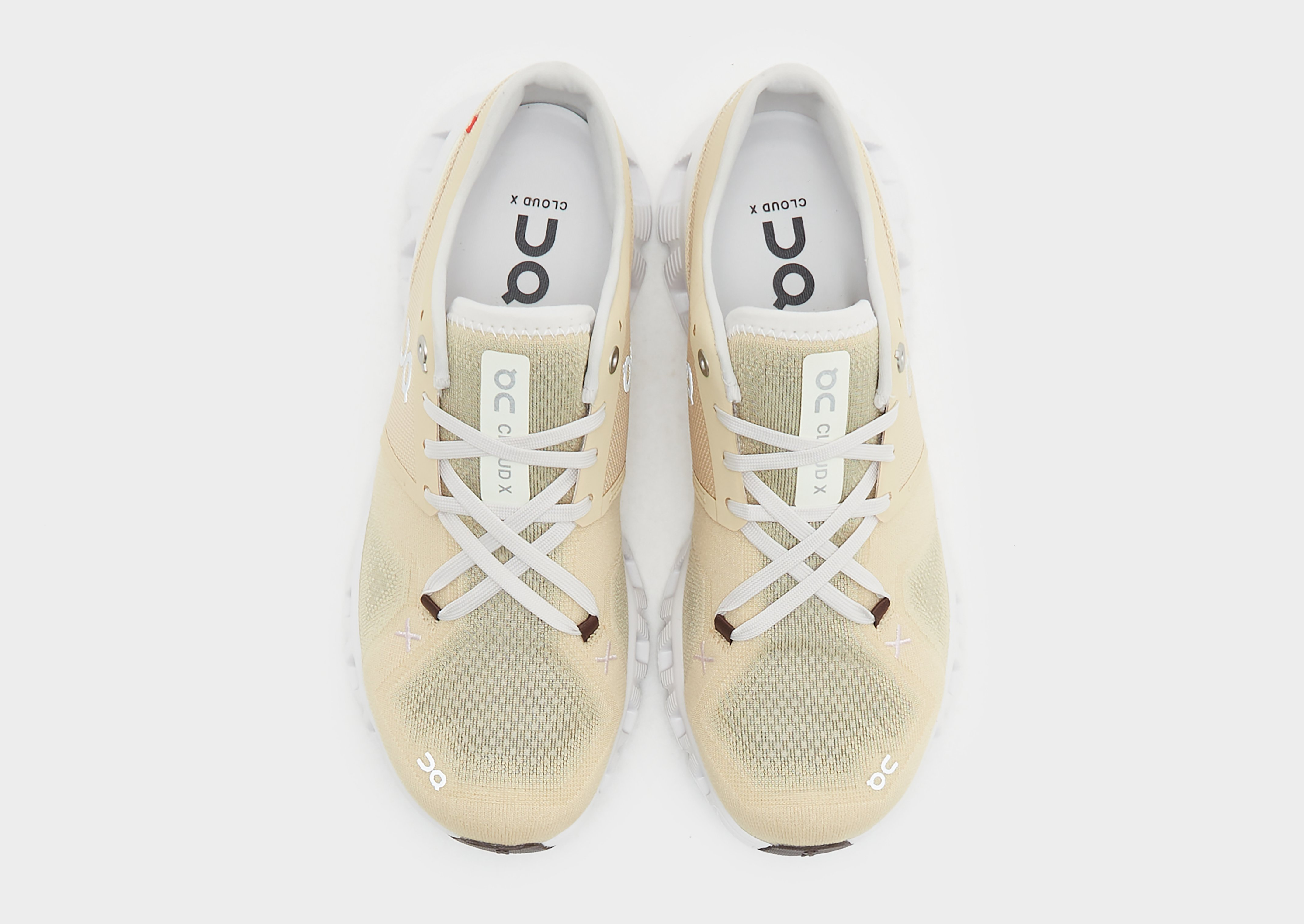 On Running Cloud X 3 Femme