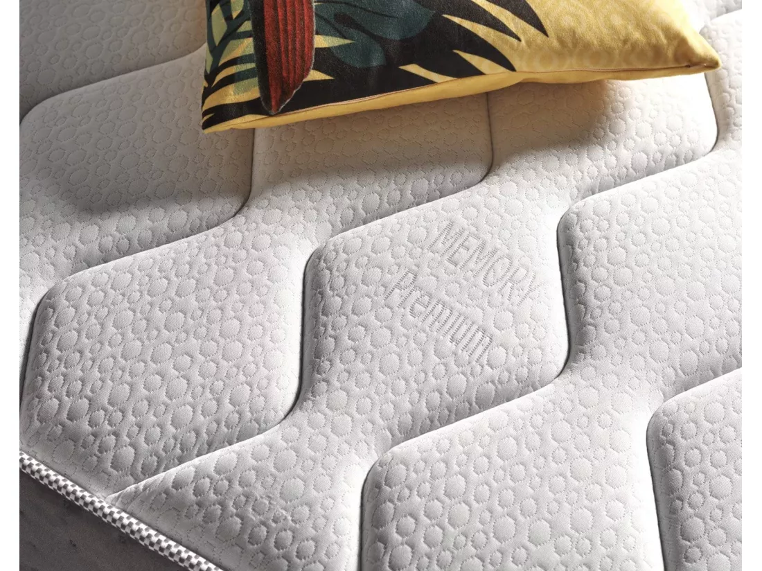 Matelas 180x200 mousse ergo equilibré® | mousse a mémoire de forme soft | épaisseur 19 cm | haute ventilation | thermoregulator | indépendance de couchage excelente