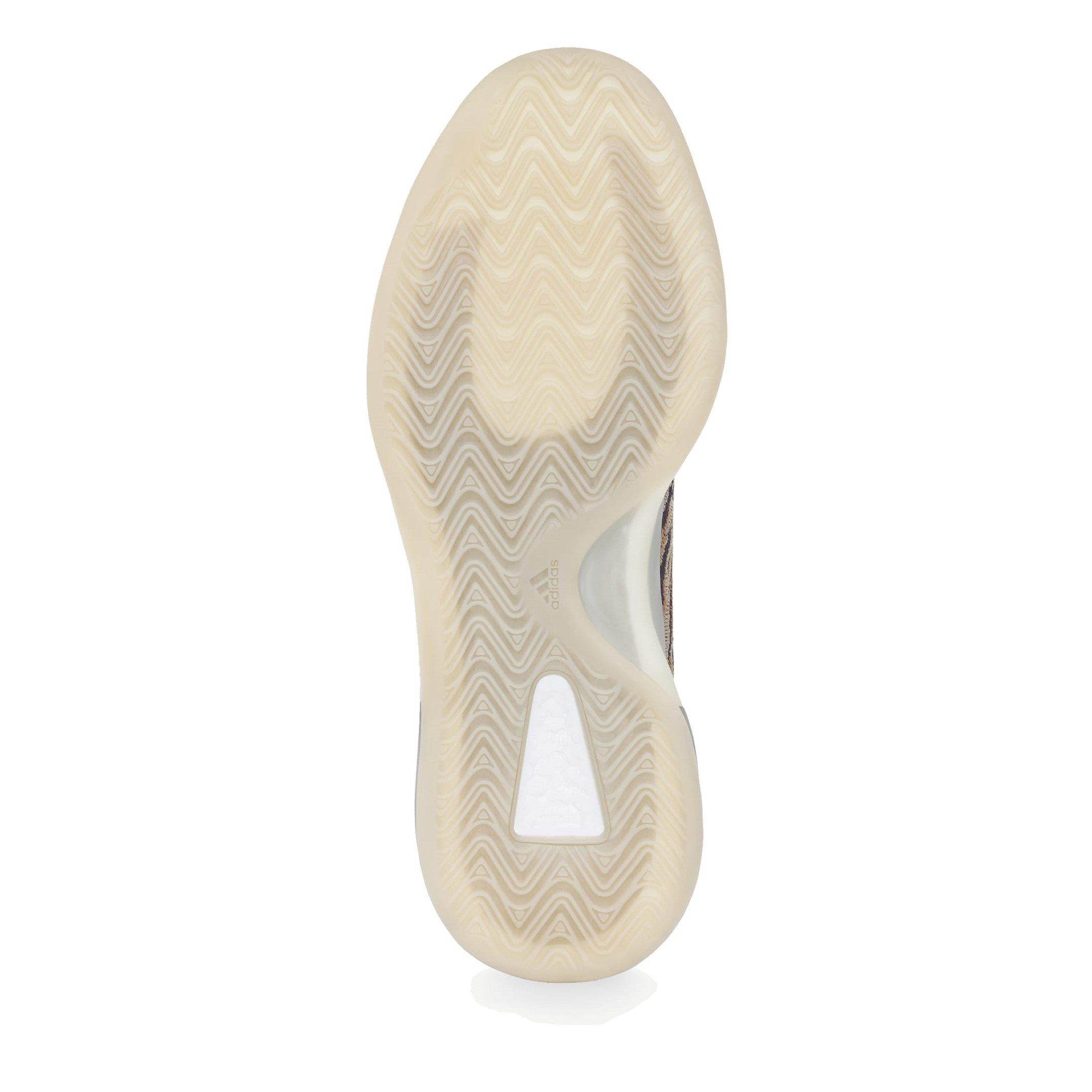 Yeezy Quantum Sneakers