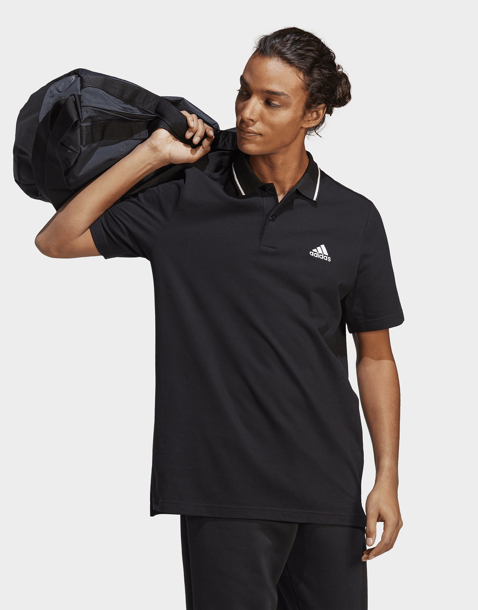 adidas Polo à petit logo en piqué Essentials