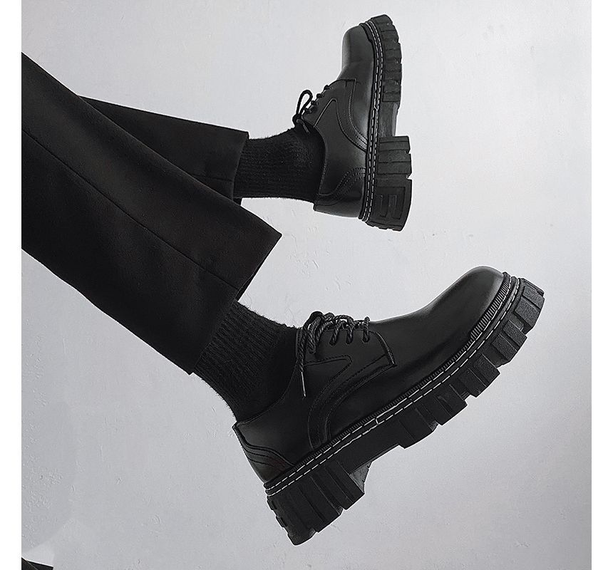 Tanzanite - Veterschoenen van imitatieleer met plateauzool