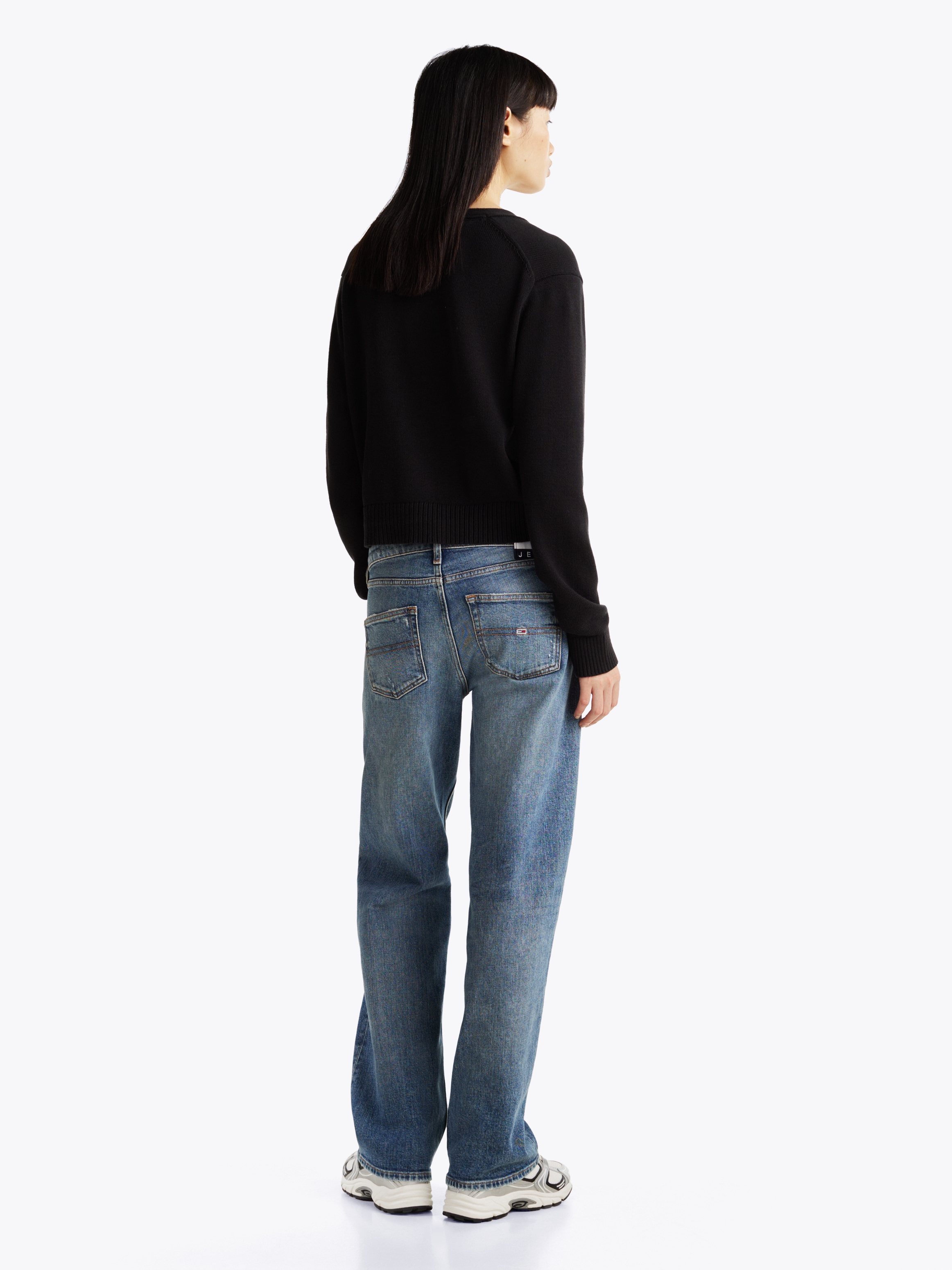 Tommy Jeans Curve Strickjacke »TJW ESSENTIAL BADGE CARDIGAN EXT«, in Grossen Grössen, Logo-Badge