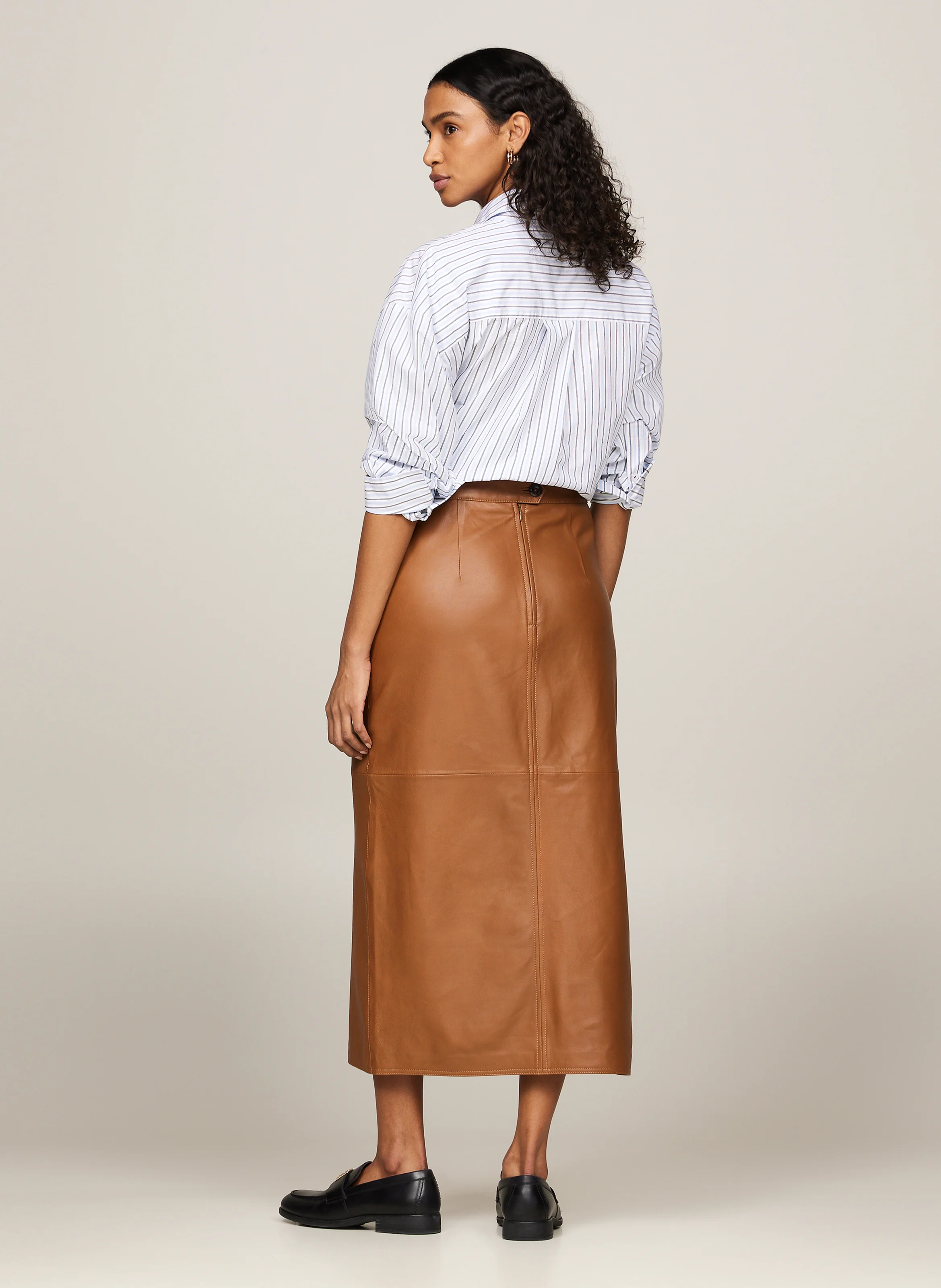 Jupe midi en cuir| Marron