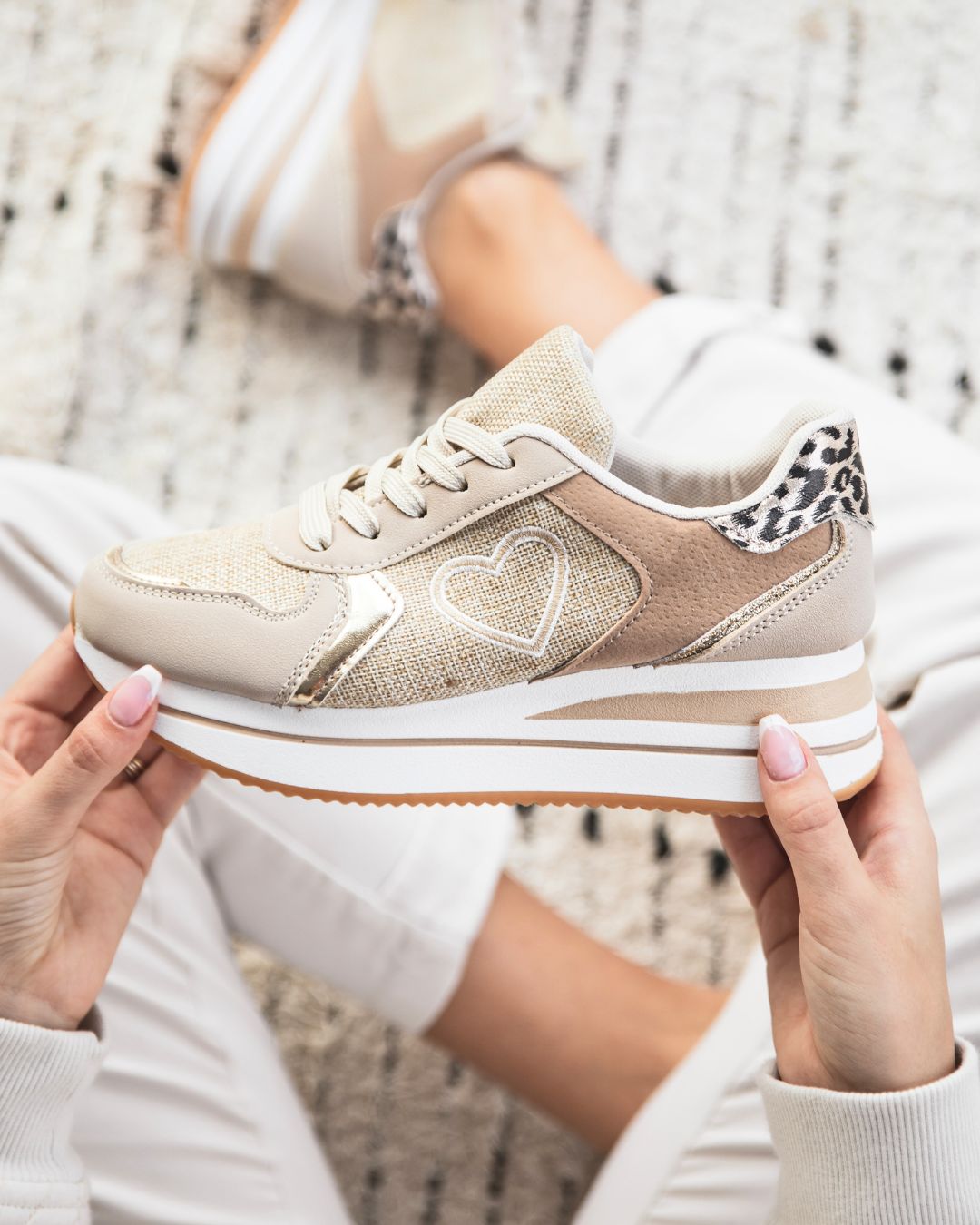 Basket femme beige à lacets - Junon