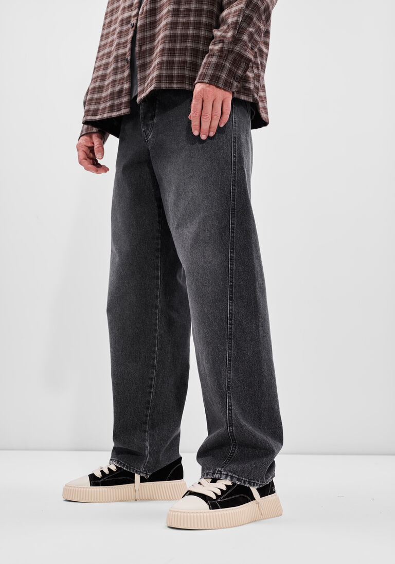 antraciet olaf hussein jeans relaxed denim pant