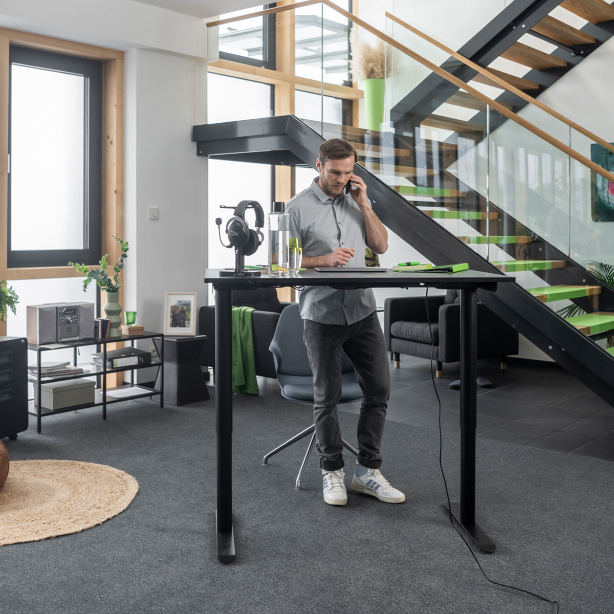 Yaasa Desk Basic S 120 x 70 cm - Electrically height-adjustable desk