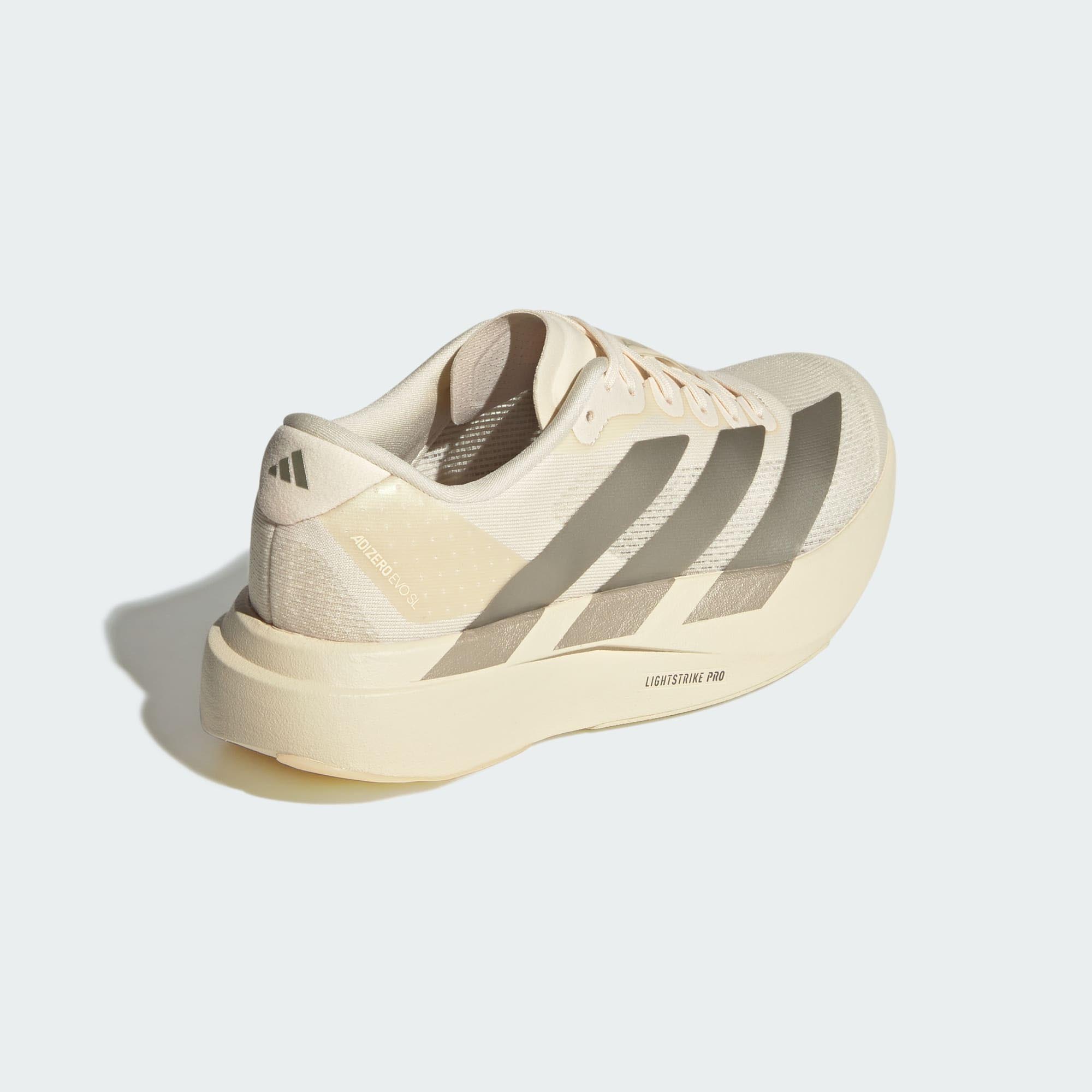 Adizero Evo SL Dame Wonder White/Cyber Metallic/Warm Vanilla
