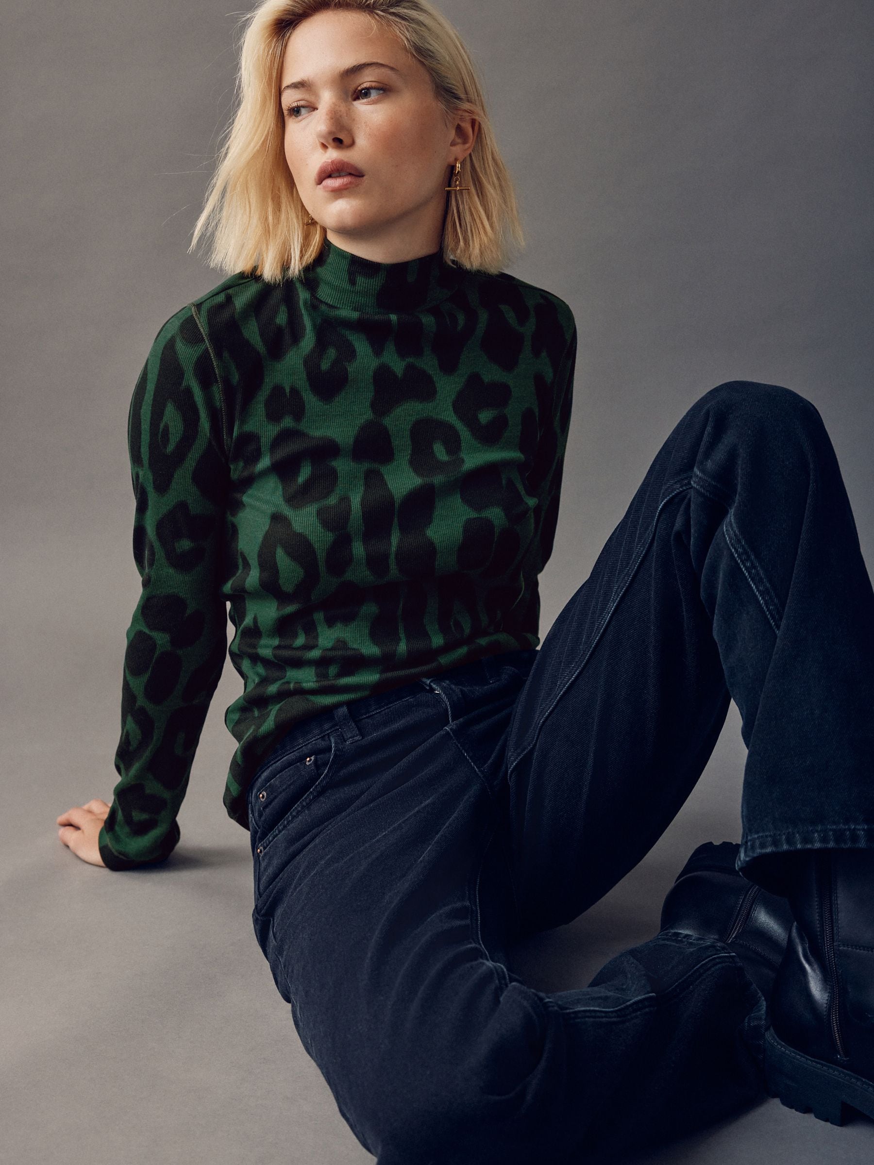 Groen met dierenprint - Geribbeld hoogsluitend T-shirt met lange mouwen