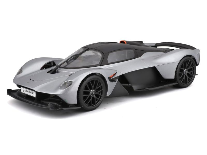 Maisto Sportwagen Aston Martin Valkyrie 2022 1:18 , Silber Sammlermodell im Massstab 1:18