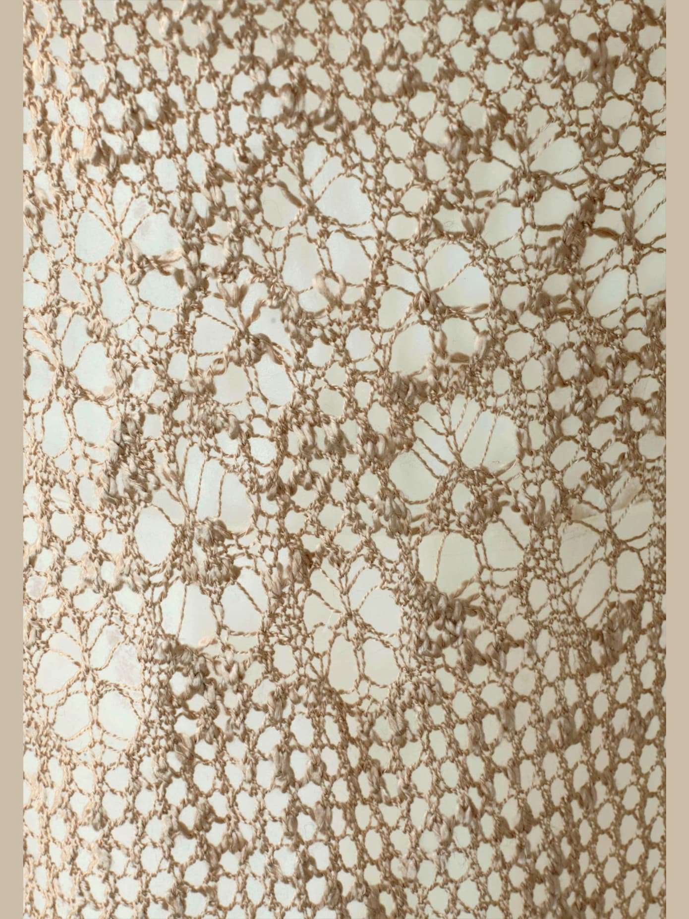 Veste en tricot cardigan motif ajouré