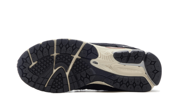New Balance 1906D Protection Pack Black - 48h Delivery