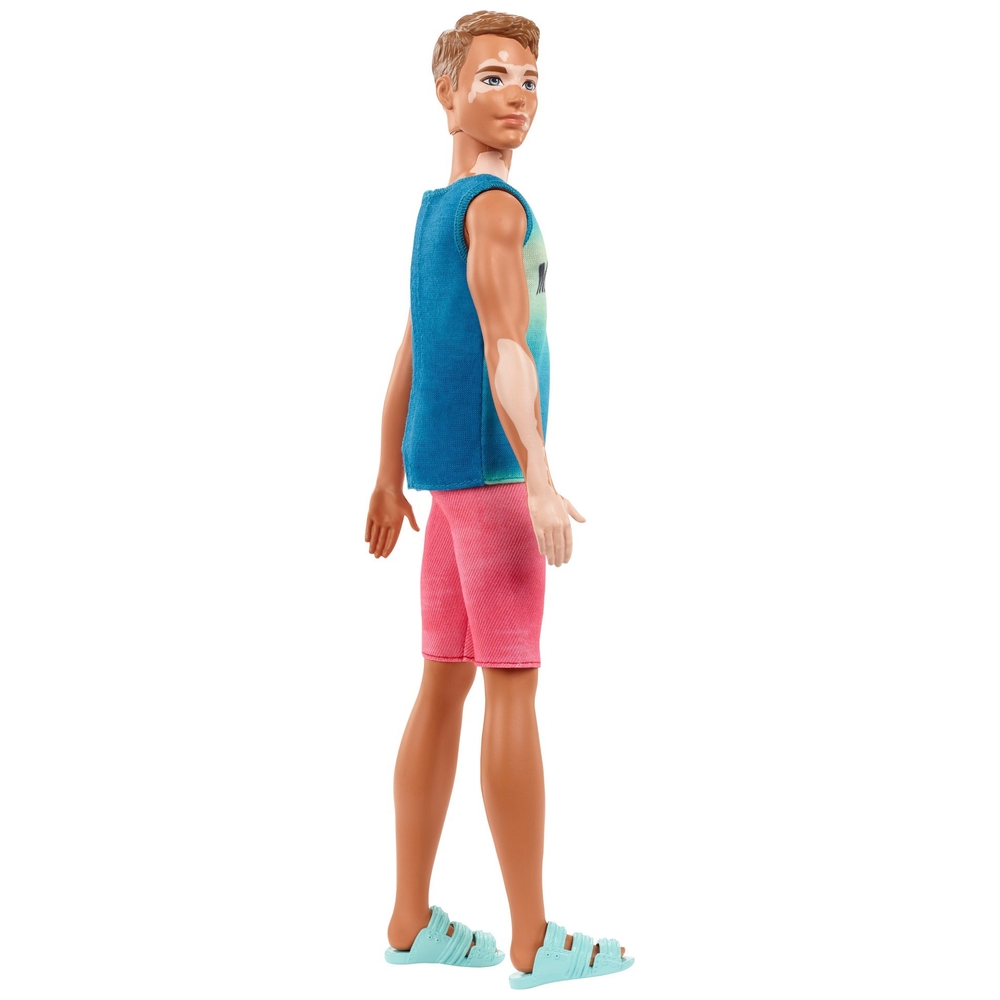 Ken Fashionistas Puppe 192 – Malibu Tank