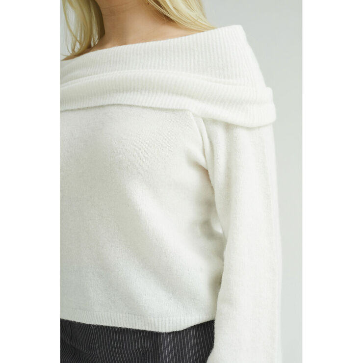 A-VIEW Penny offshoulder knit blouse White
