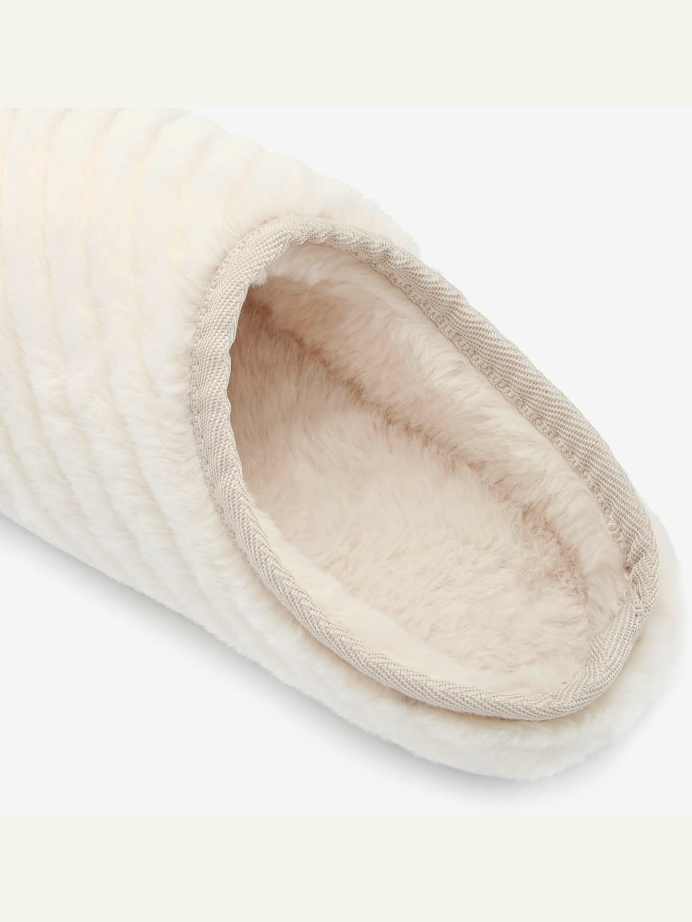 Chaussons fabriqué en textile doux