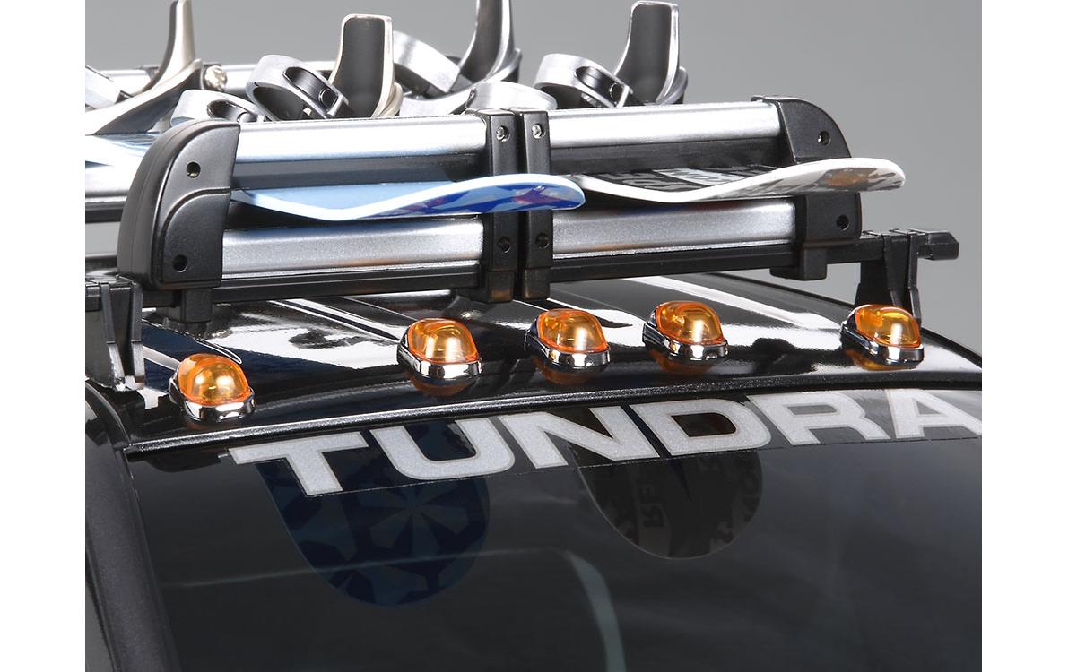 Scale Crawler Toyota Tundra High Lift Bausatz, 1:10<br>Detailgetreuer Toyota Tundra Bausatz mit 3-Gang Getriebe