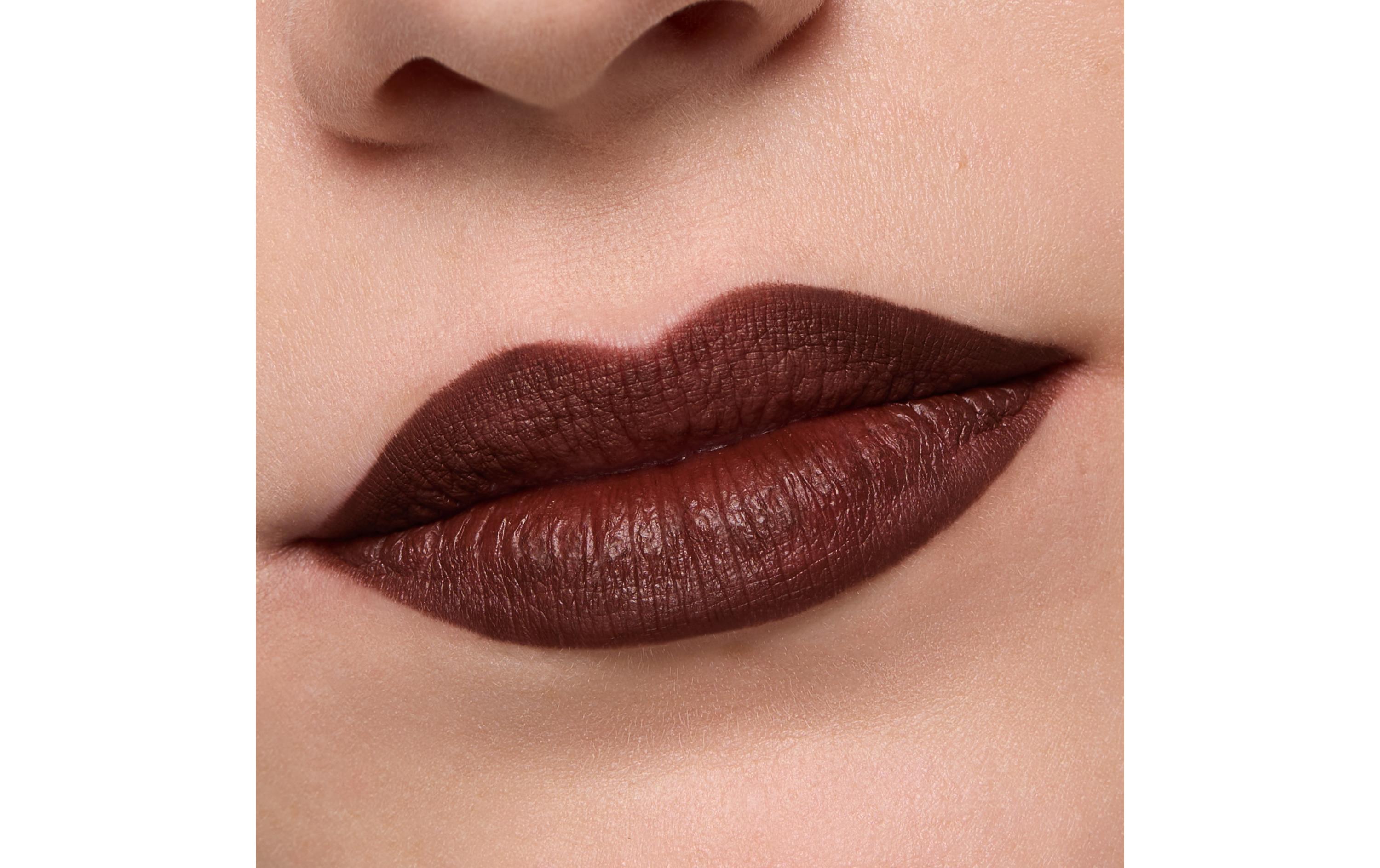 Lip Liner 8h Matte Comfort 11 Chestnut PerfectionLanganhaltender Lipliner in einem kräftigen, kastanienbraunen Farbton für perfekte Lippenkonturen