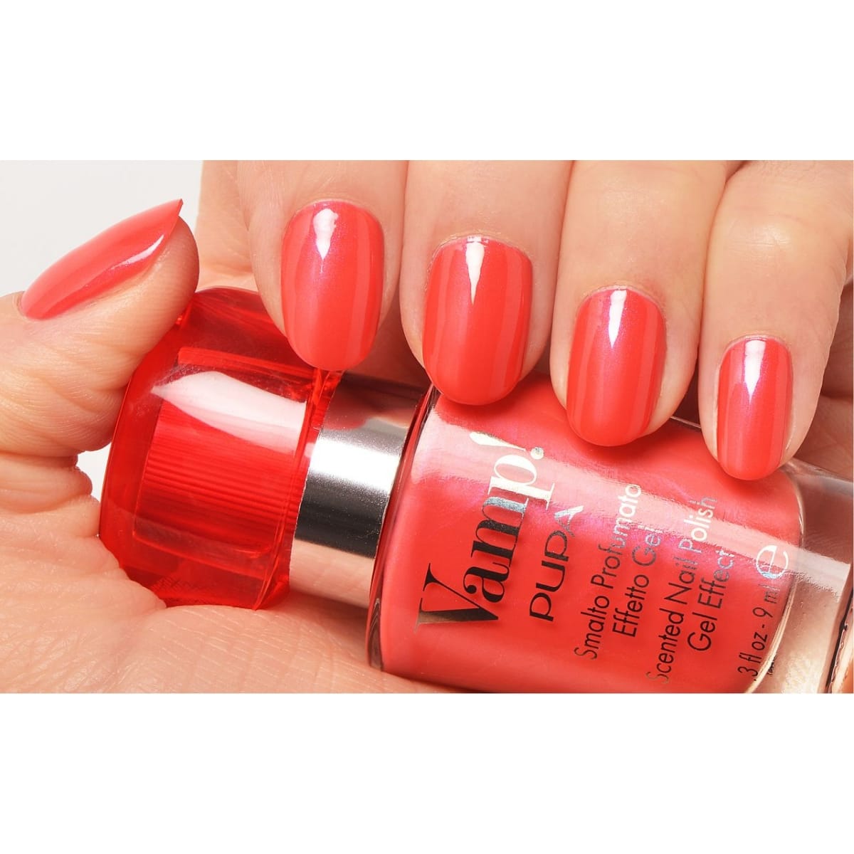 Pupa Vamp! Vernis à Ongles Parfumé Effet Gel