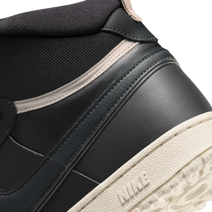 Nike Court Vision Mid Winter Sneakers Heren