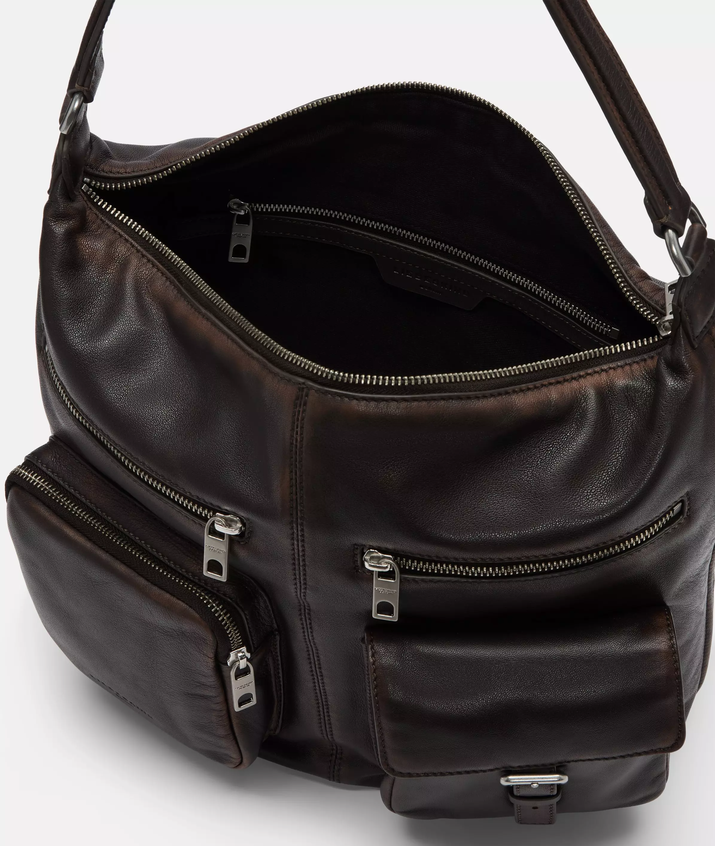 Andrea Hobo M Spacious leather bag with a vintage look