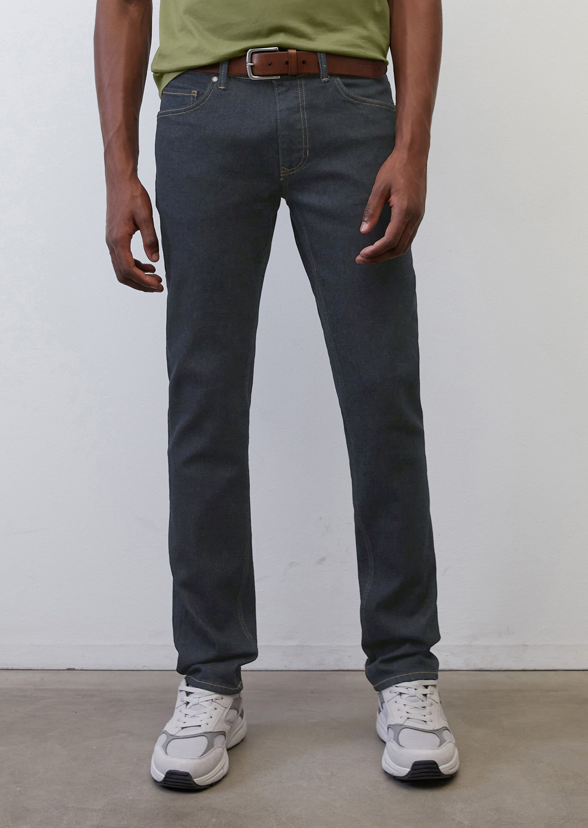 Jeans Modell SJÖBO shaped aus Bio-Baumwolle-Mix