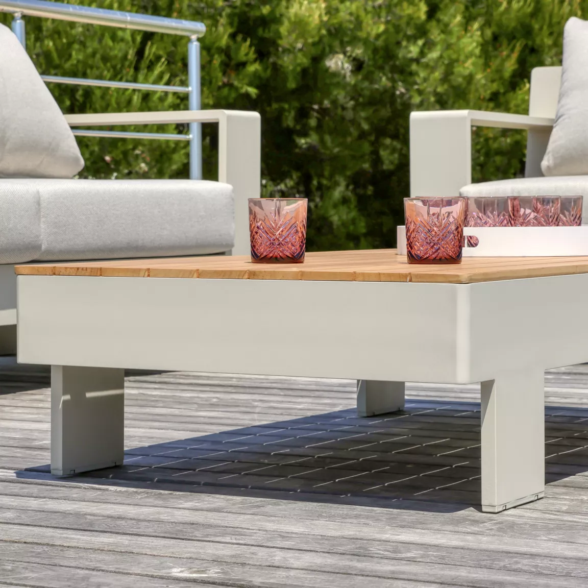 Salon de jardin aluminium et bois teck 5 places Antibes Crème