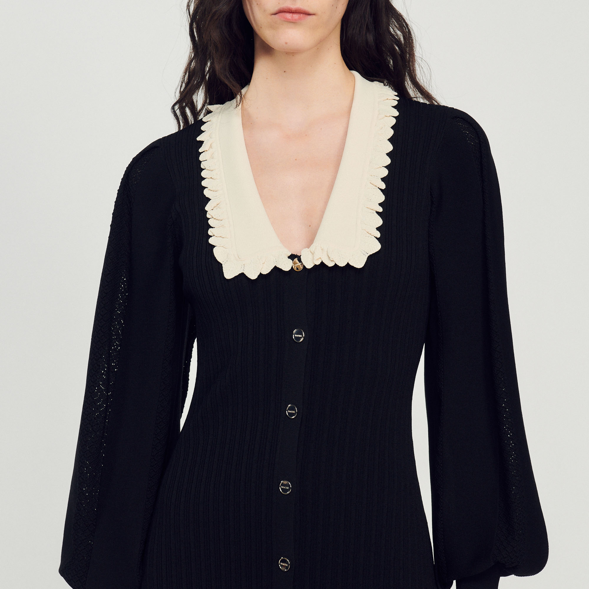 Robe longue á manches longues