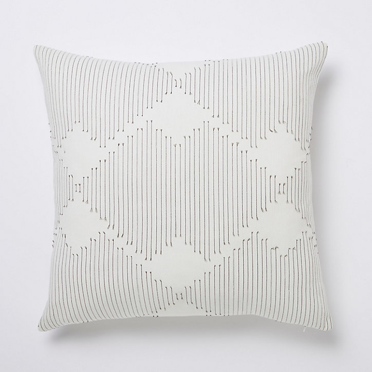 Coussin Beryl noir et blanc 45 x 45 cm