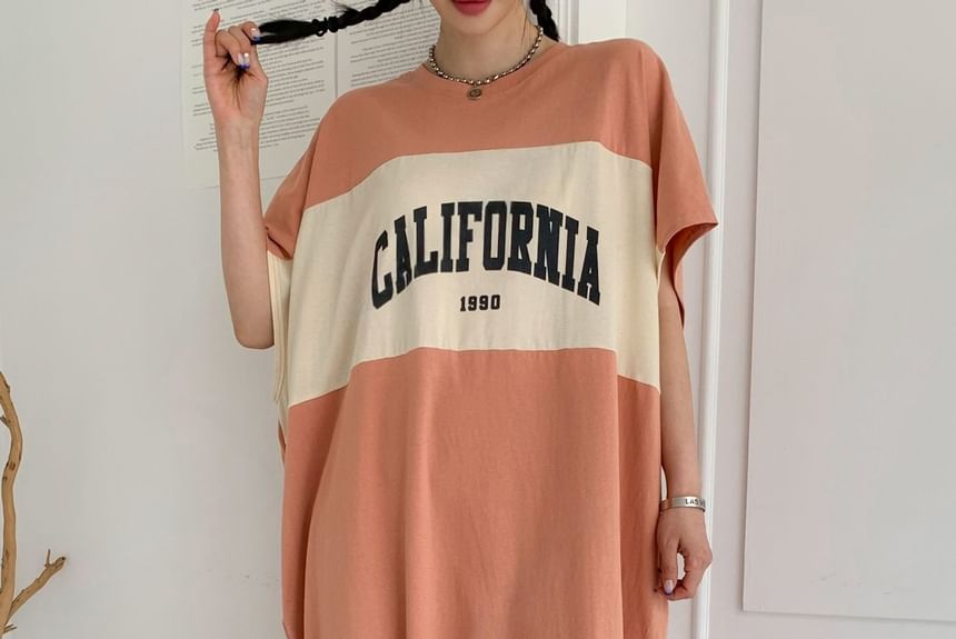 Chubby Girl - Plus Size Maxi-jurk met korte mouwen en letters, losvallend
