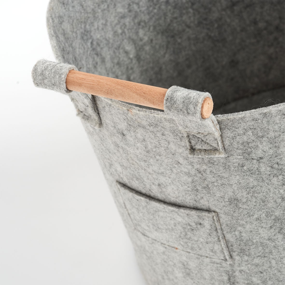 Zeller Present Aufbewahrungskorb »Aufbewahrungskorb, Filz/Holz, grau« mit Holzelementen