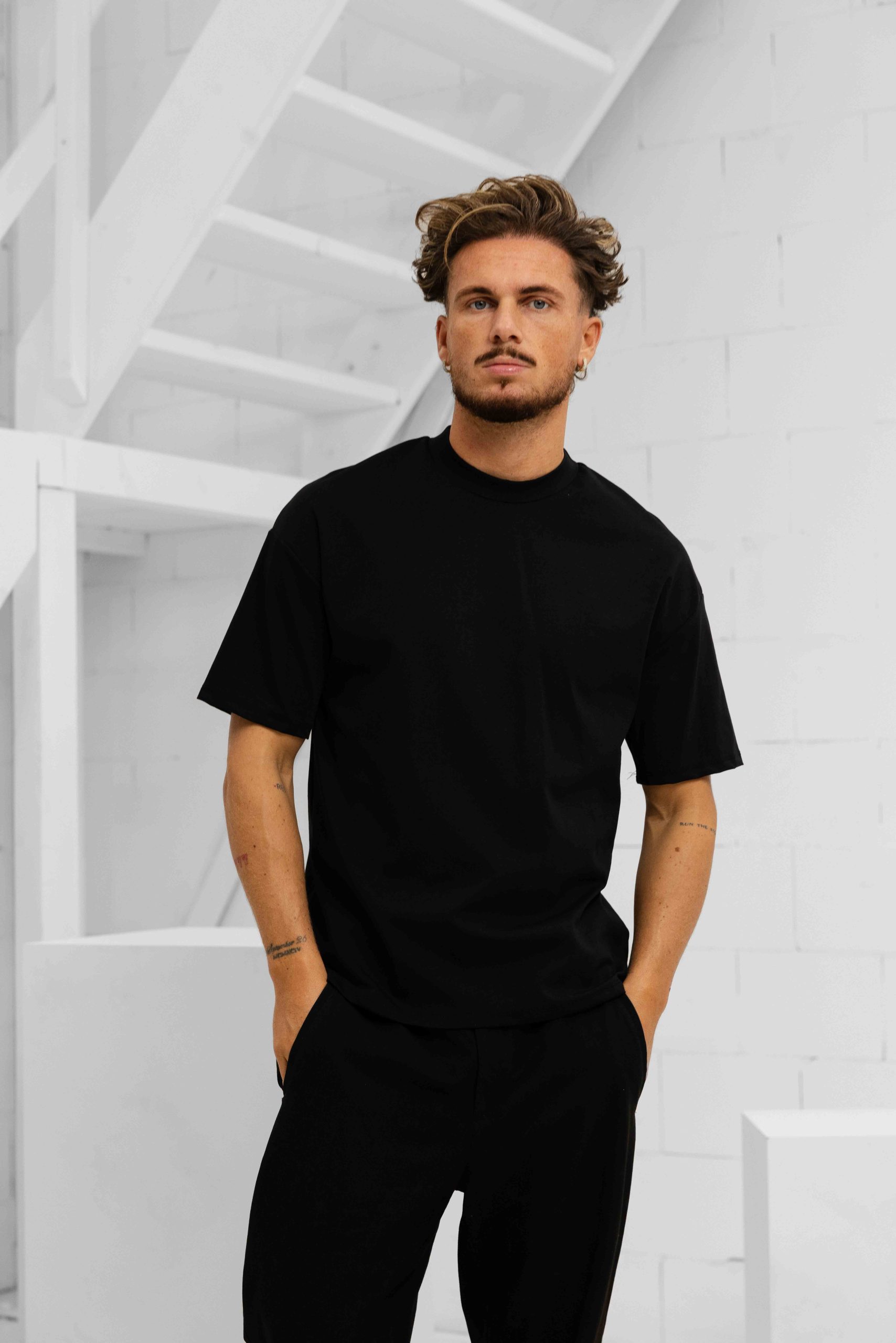 Richesse Essential T-Shirt Heren Zwart
