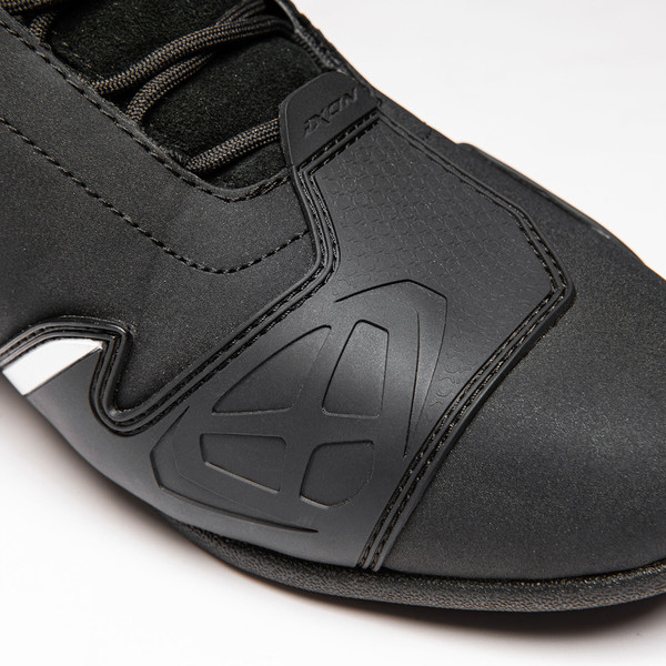 Ixon - Baskets Gambler Waterproof Noir / Blanc