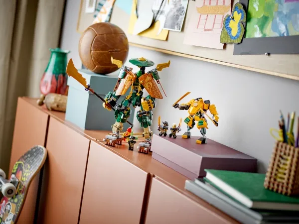 LEGO Ninjago 71794 Lloyd og Arins ninjateam-mechs