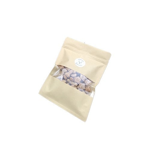 Pacote pequeno de biscoitos para cães, sabor maçã.