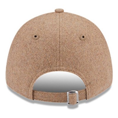 Casquette femme Cosy Pom Neyyan NEW ERA