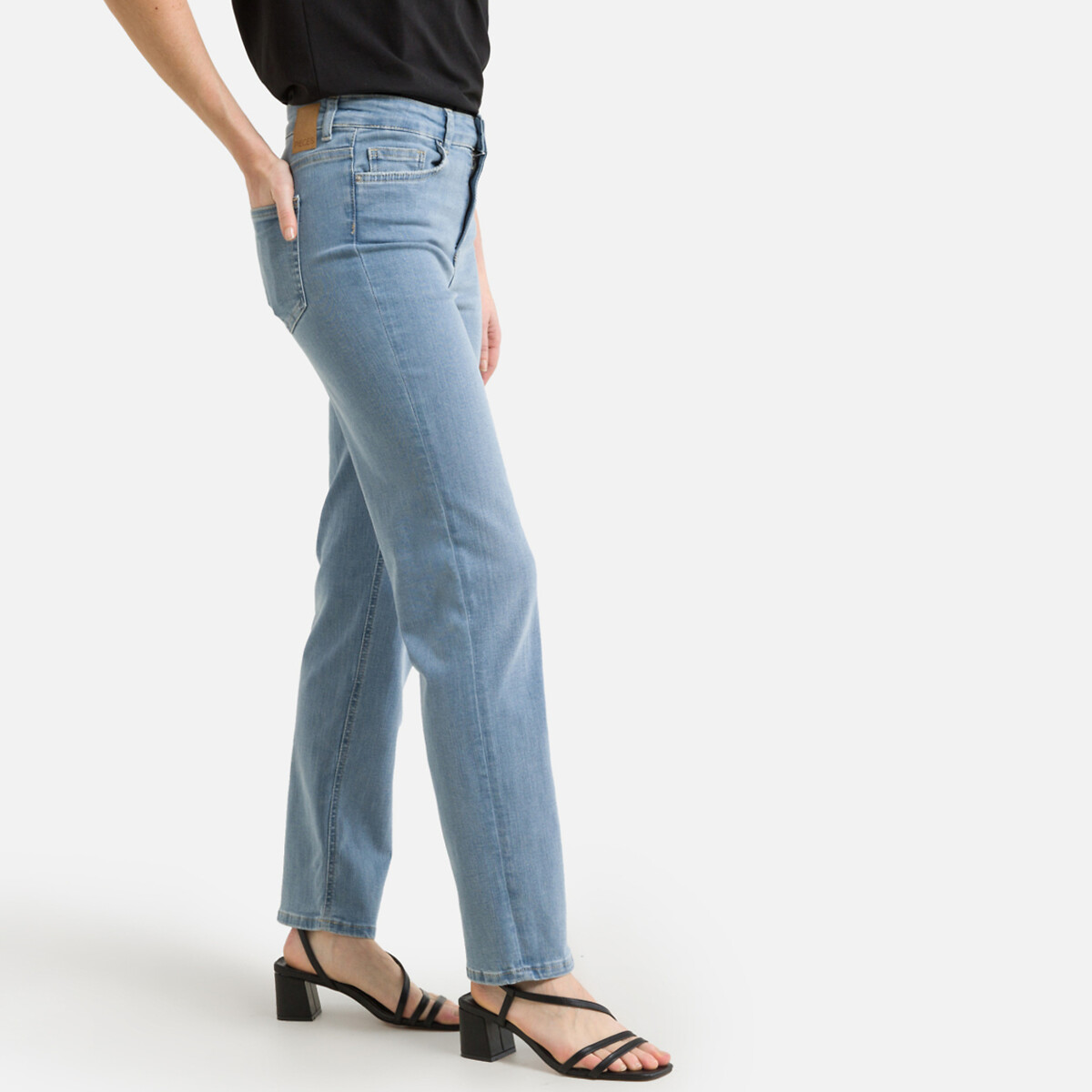 PEÇAS<br>Jeans certos